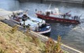 Havarie Wassereinbruch Motorraum beim Schiff Koeln Niehl Niehler Hafen P041